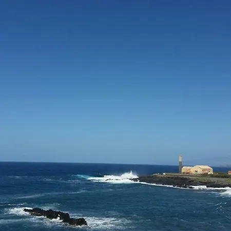 Apartamento En Primera Linea De Playa * Los Silos